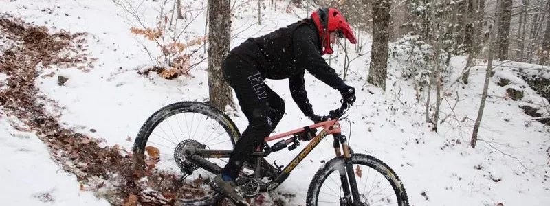 le braap est bien accroché sur le vtt rocky moutain de claire chabbert