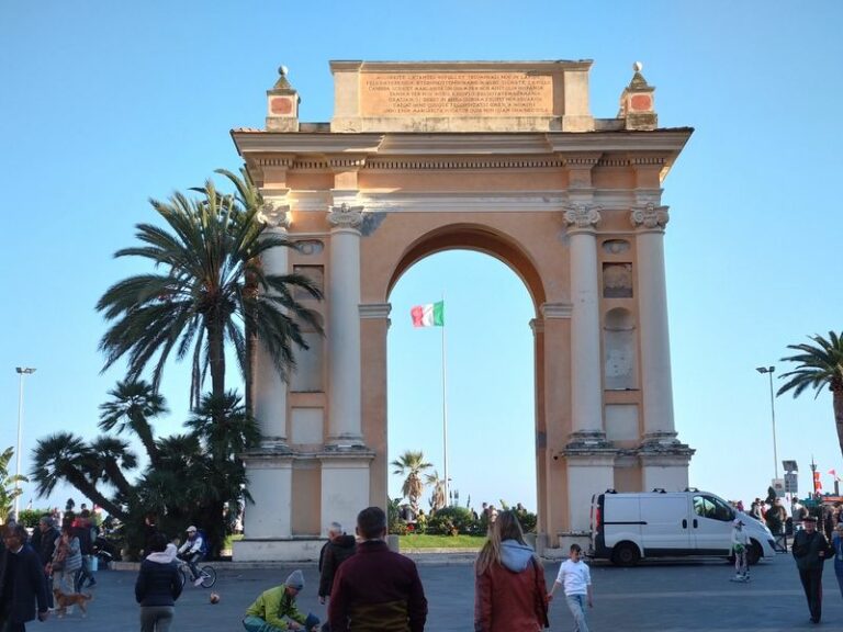 Arco della Regina Margherita